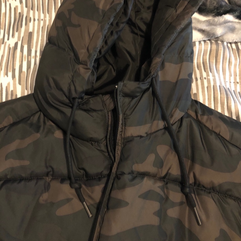 Puffer jacket - Picture 3 of 4